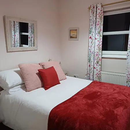 - Sleeps 3 - Garden - Pet Friendly 度假居