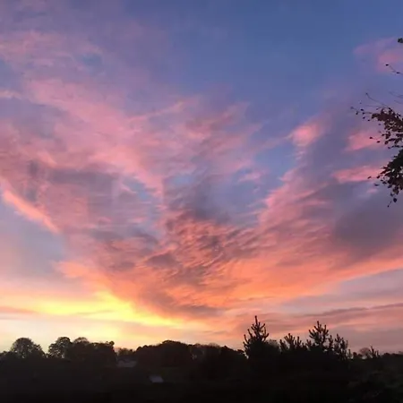 - Sleeps 3 - Garden - Pet Friendly 펜션